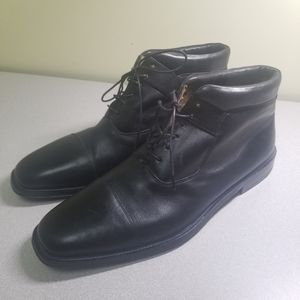 LIKE NEW J. Murphy Boots
